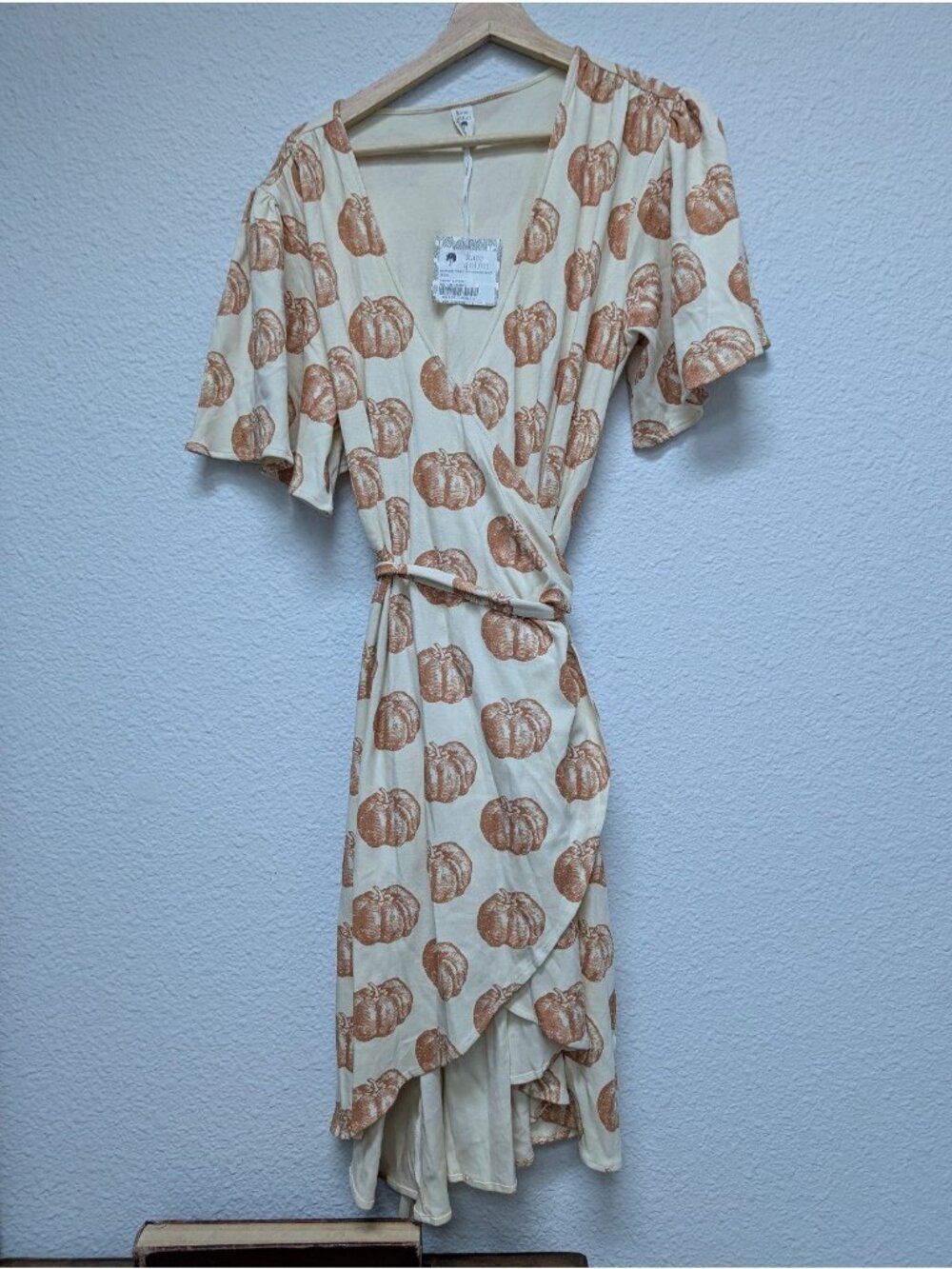 Kate Quinn Organic Cotton Women's Harvest Pumpkin Wrap Dress Large